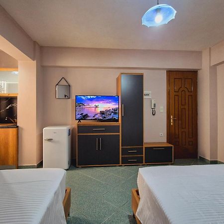 Barca Rooms Sarandë 외부 사진