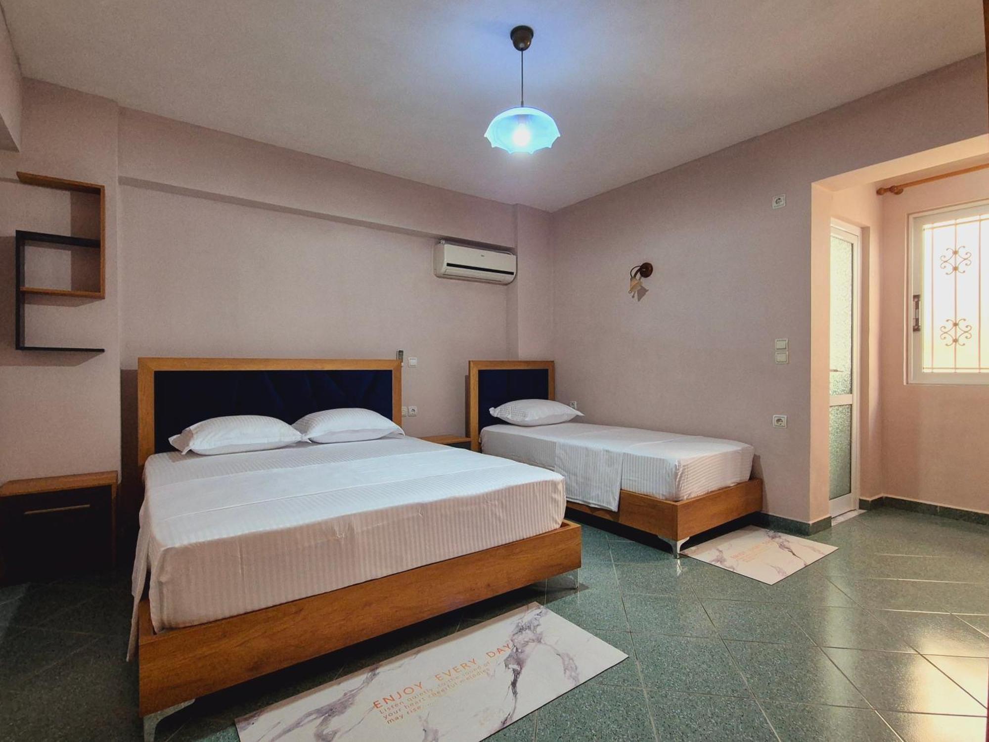 Barca Rooms Sarandë 외부 사진