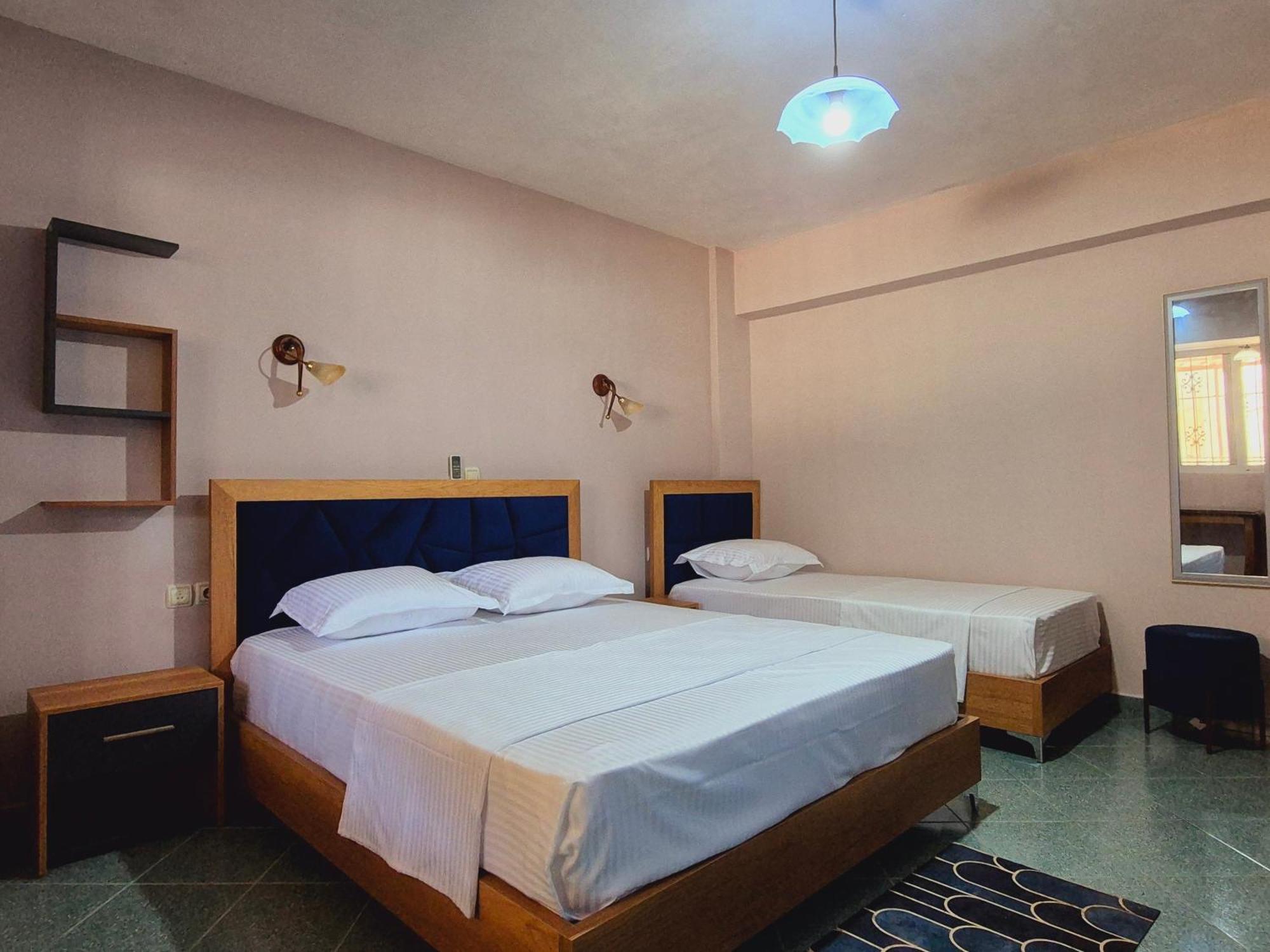 Barca Rooms Sarandë 외부 사진