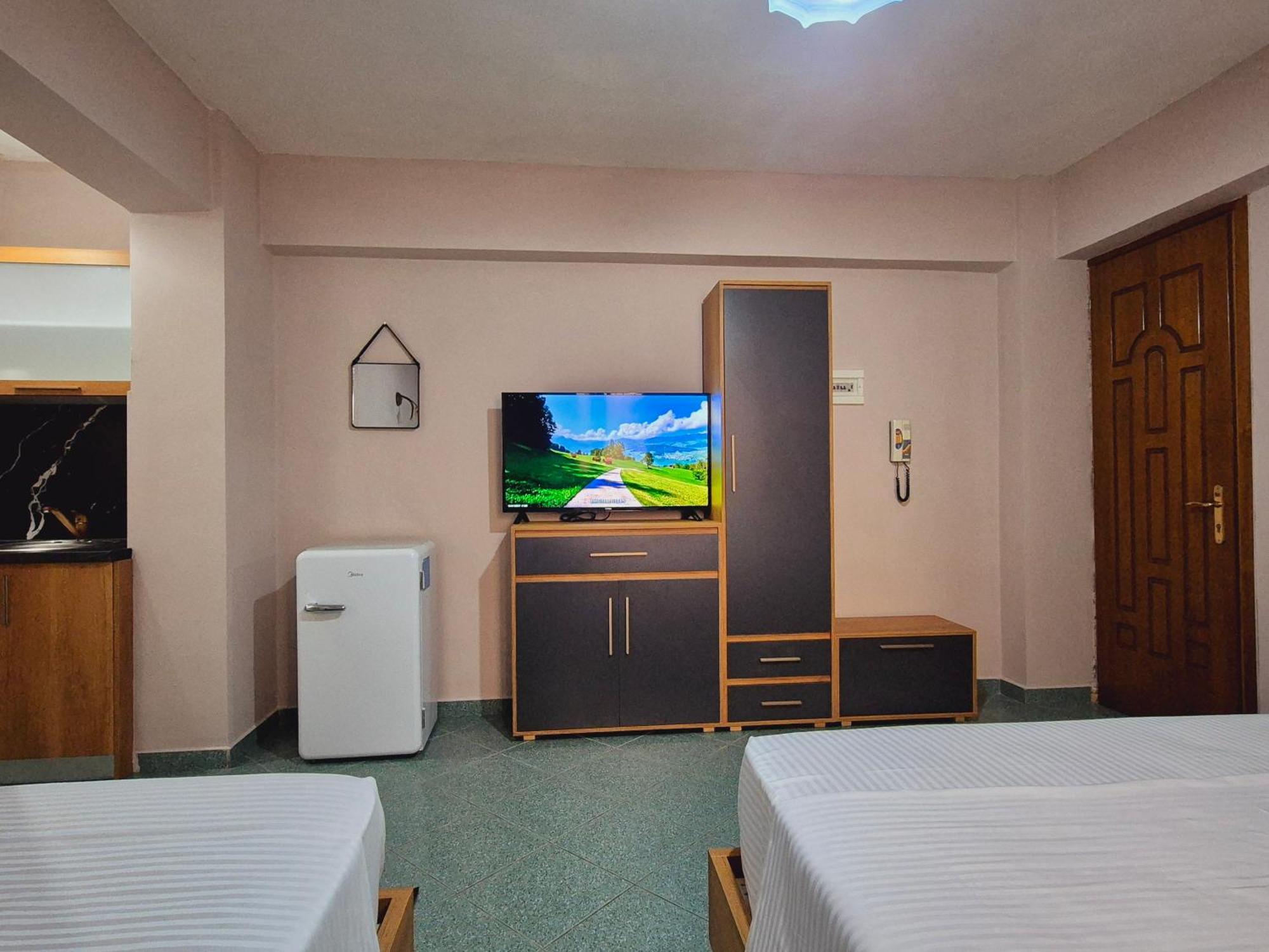 Barca Rooms Sarandë 객실 사진