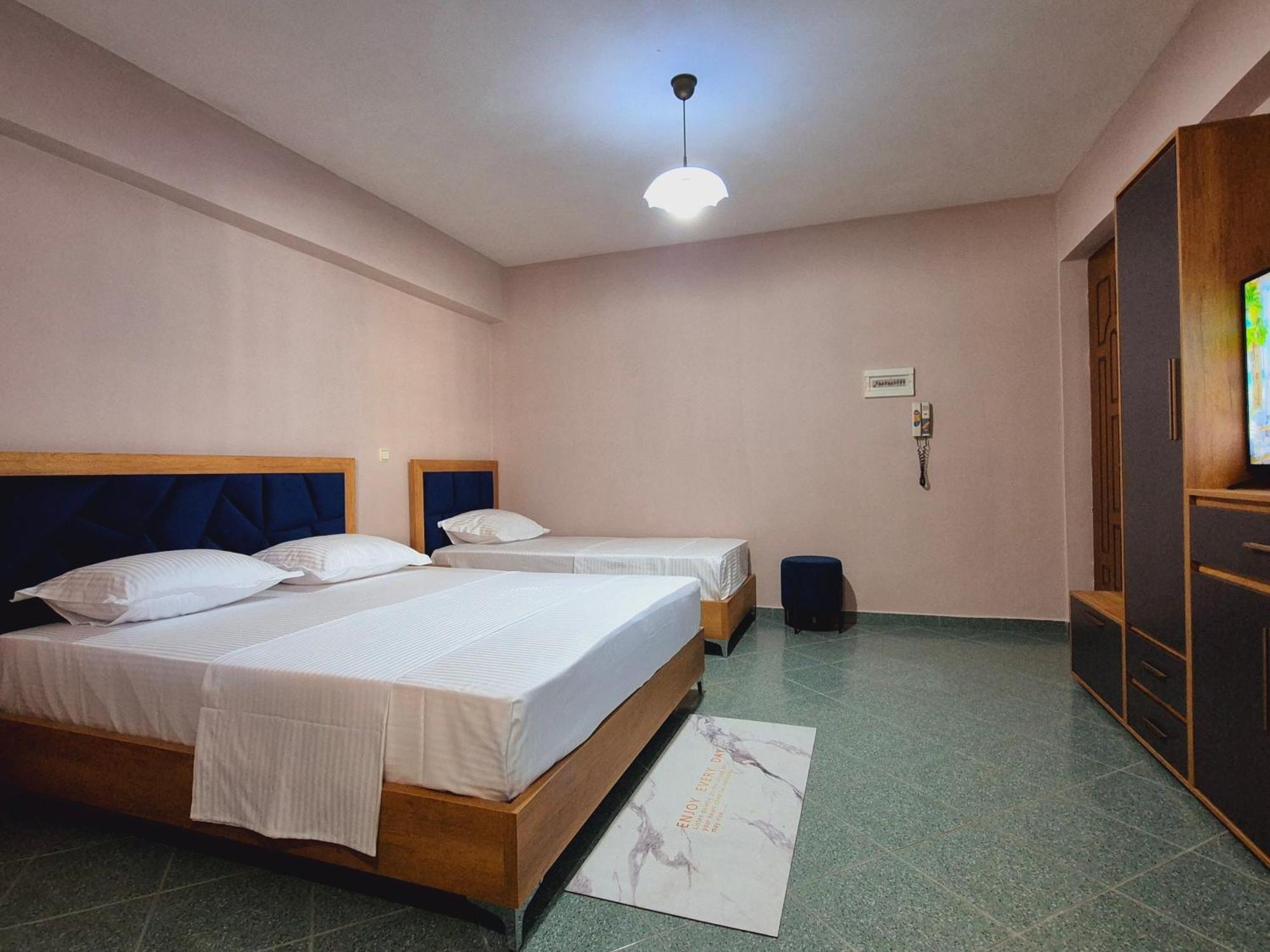 Barca Rooms Sarandë 외부 사진