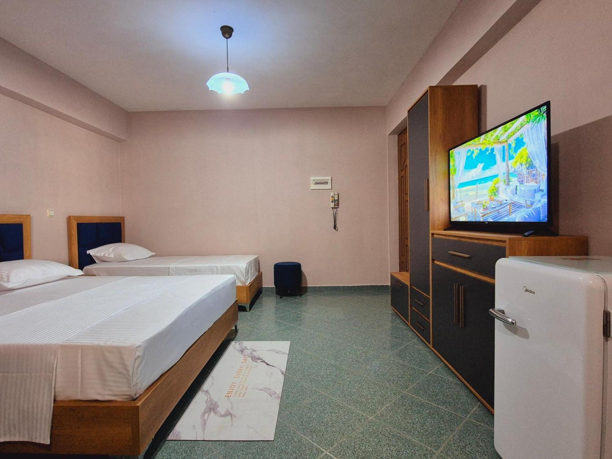 Barca Rooms Sarandë 객실 사진